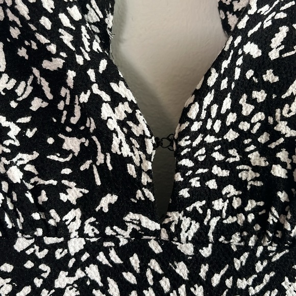 Free People flowy deep v-neck midi dress with keyhole and button detail - Picture 4 of 12